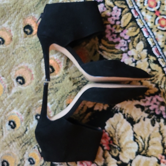 ALDO Carmelithe  Black Suede Cuffed Heeled Sandals sz 8 - Picture 3 of 8